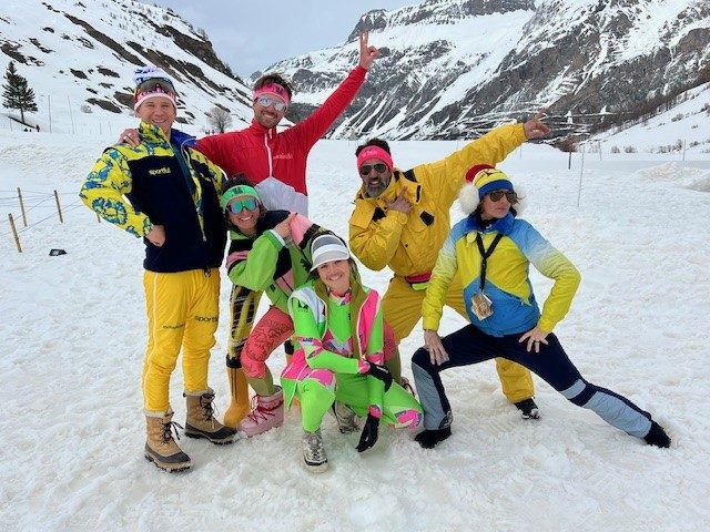 Championne du monde biathlon​
Biathlon​
Ski de fond​
Skating​
Expérience unique​
Team Building ​
Red bull alpine park Val d’Isère​