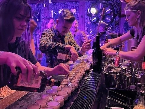 After ski​
Apéritif val d’isère​
Cocorico Val d’isère​
La doudoune val d’isère​
Bar val d’isère​
Le yule ​
La fondue factory​